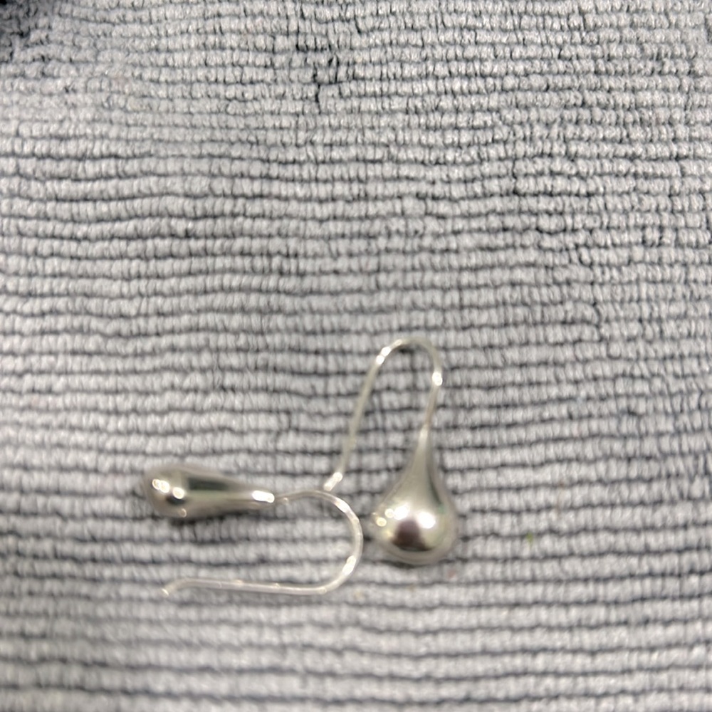 Silver silpada drop earrings